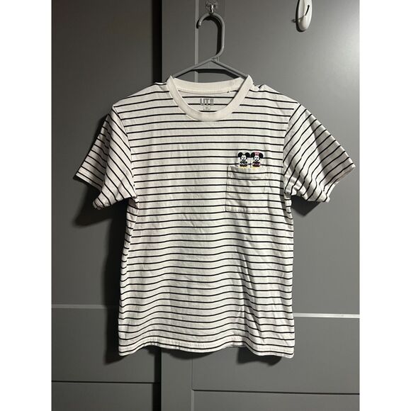 Uniqlo Disney Women's Embroidered Mickey & Minnie Striped T-Shirt Size X-Small - Picture 1 of 6